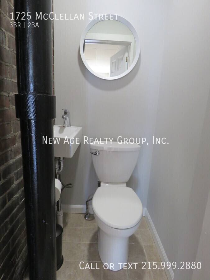 House for rent at 1725 McClellan St, Philadelphia, PA 19145
