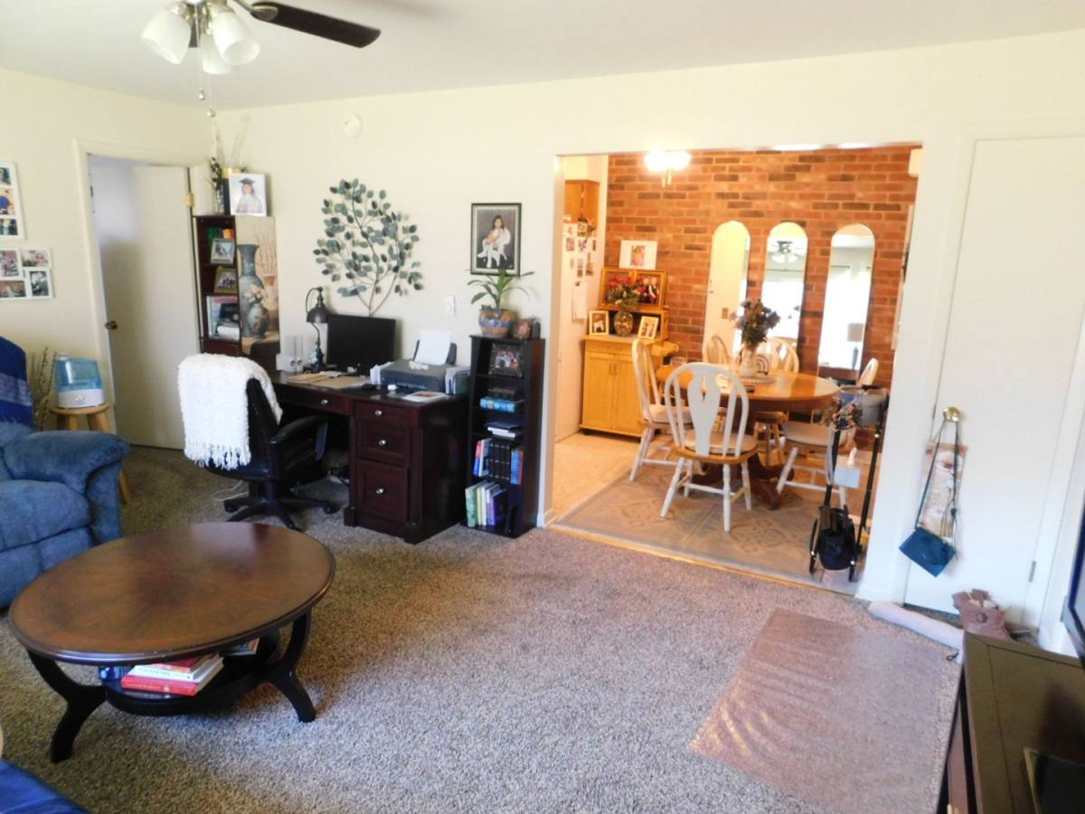 Apartment for rent at 1543-1553 W Grandview Blvd, Erie, PA 16509