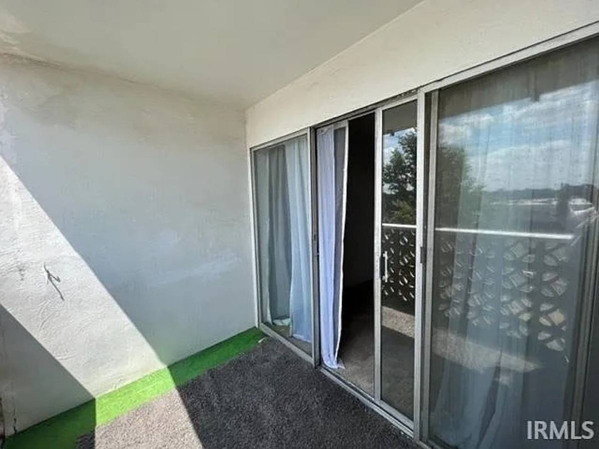 Condo for rent at 1100 Erie Ave, Evansville, IN 47715
