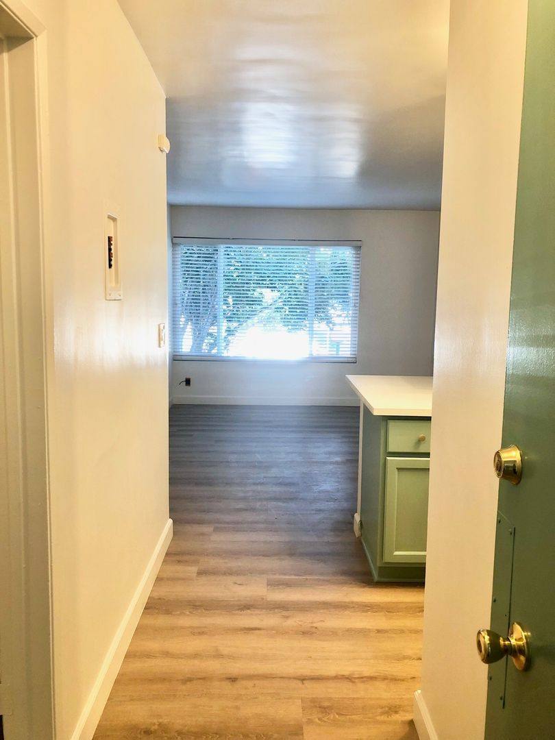 Apartment for rent at 114 S Gramercy Place, Los Angeles, CA 90004