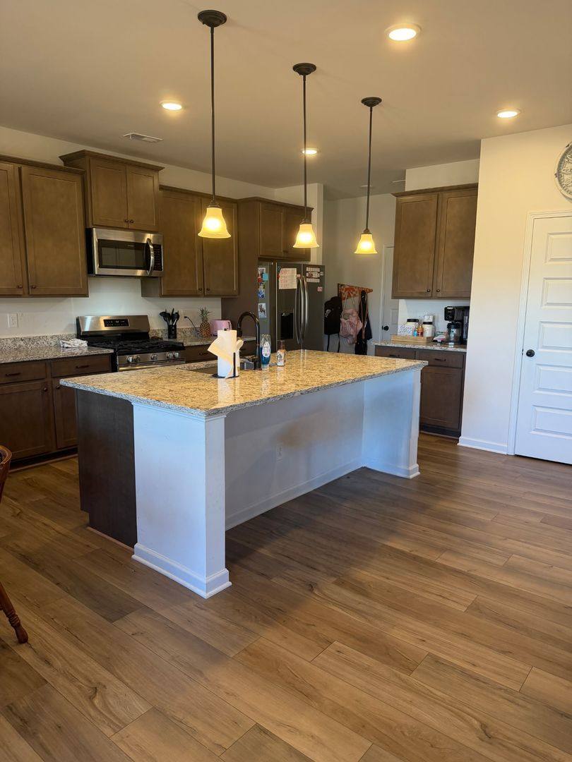House for rent at 8127 Harbour Chase Loop, Ooltewah, TN 37363