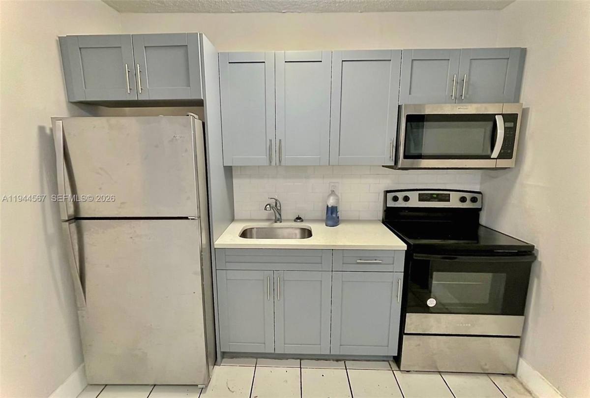 Apartment for rent at 2580 NW 4th Court, Pompano Beach, FL 33069