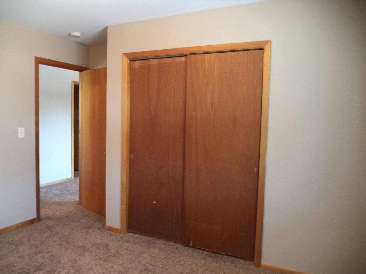 Apartment for rent at 505 4th St SW, Minot, ND 58701
