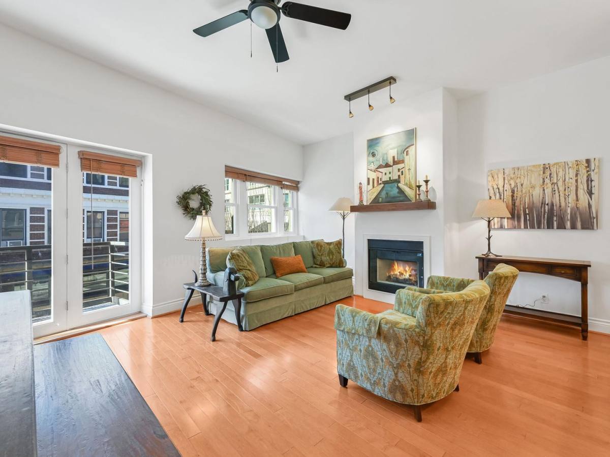 Condo for rent at 21 Haywood St, Asheville, NC 28801