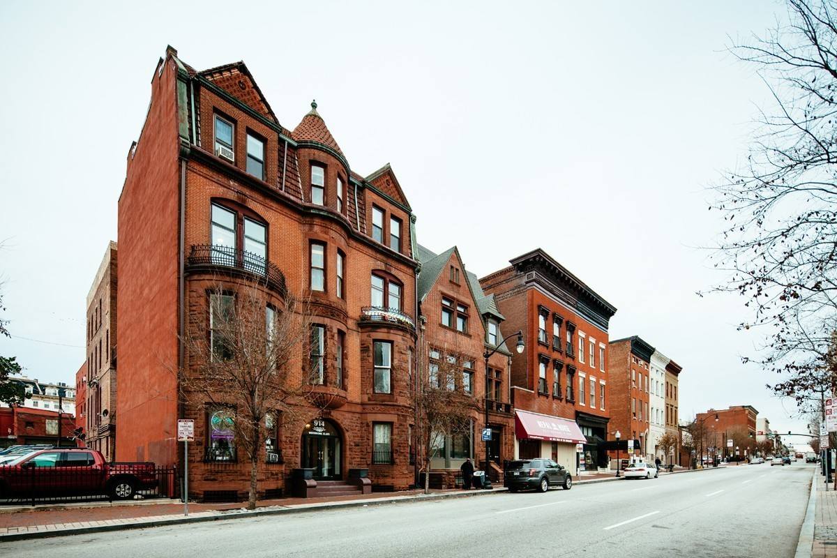 Apartment for rent at 914 N Charles St, Baltimore, MD 21201