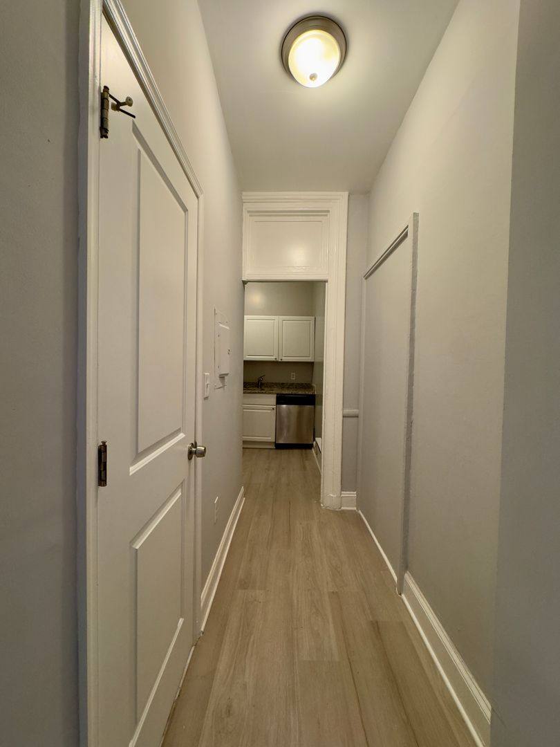 Apartment for rent at 914 N Charles St, Baltimore, MD 21201