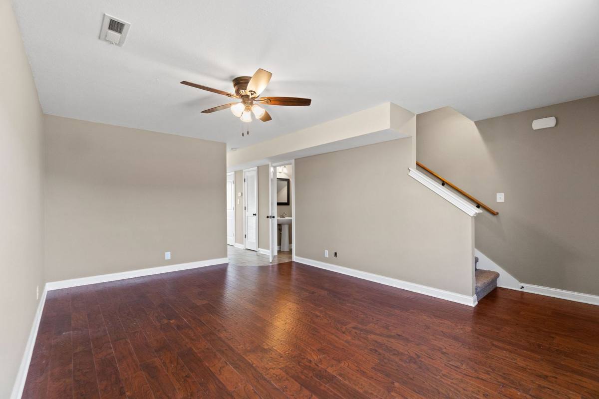 Apartment for rent at 1805 Beckett Dr, Clarksville, TN 37042