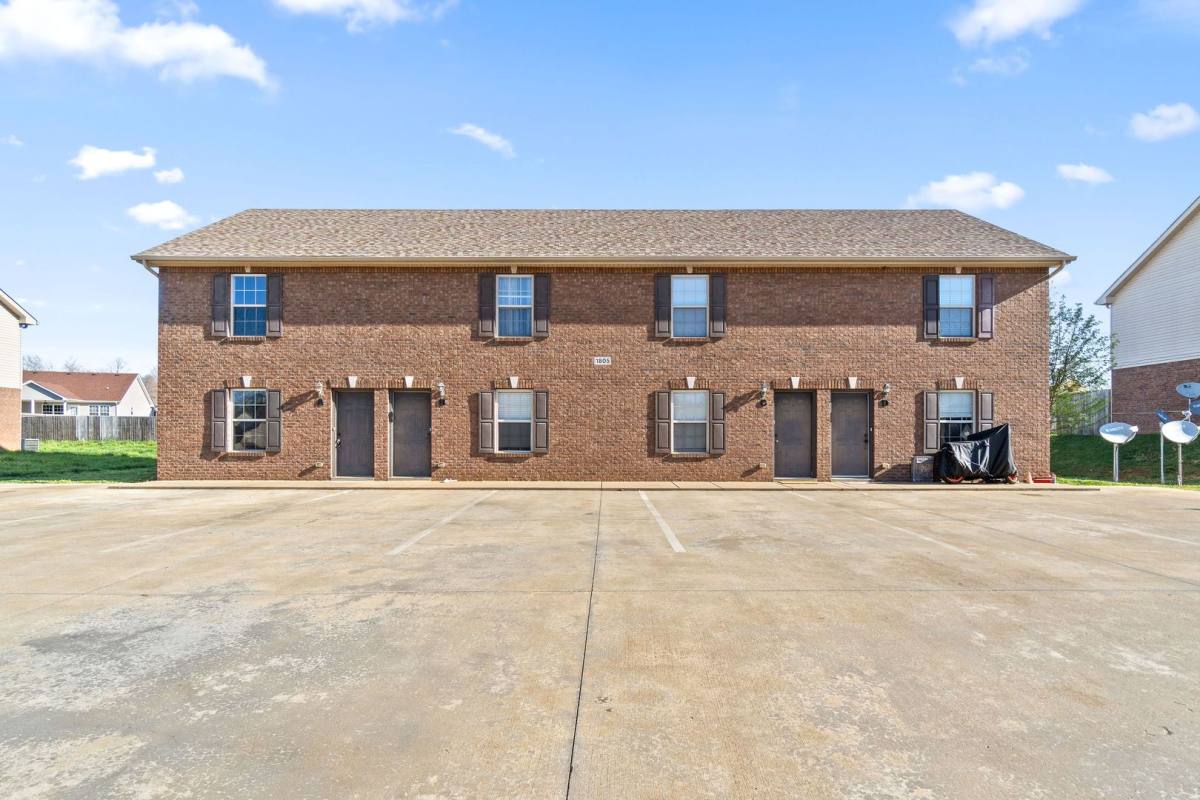 Apartment for rent at 1805 Beckett Dr, Clarksville, TN 37042