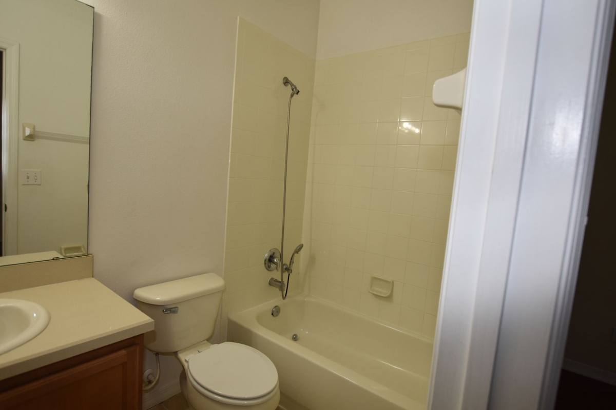 Townhouse for rent at 10832 Savannah Woods Dr, Orlando, FL 32832