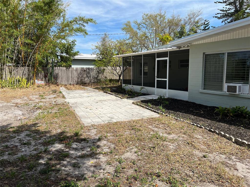 Apartment for rent at 5412 Harbor Rd, Bradenton, FL 34209