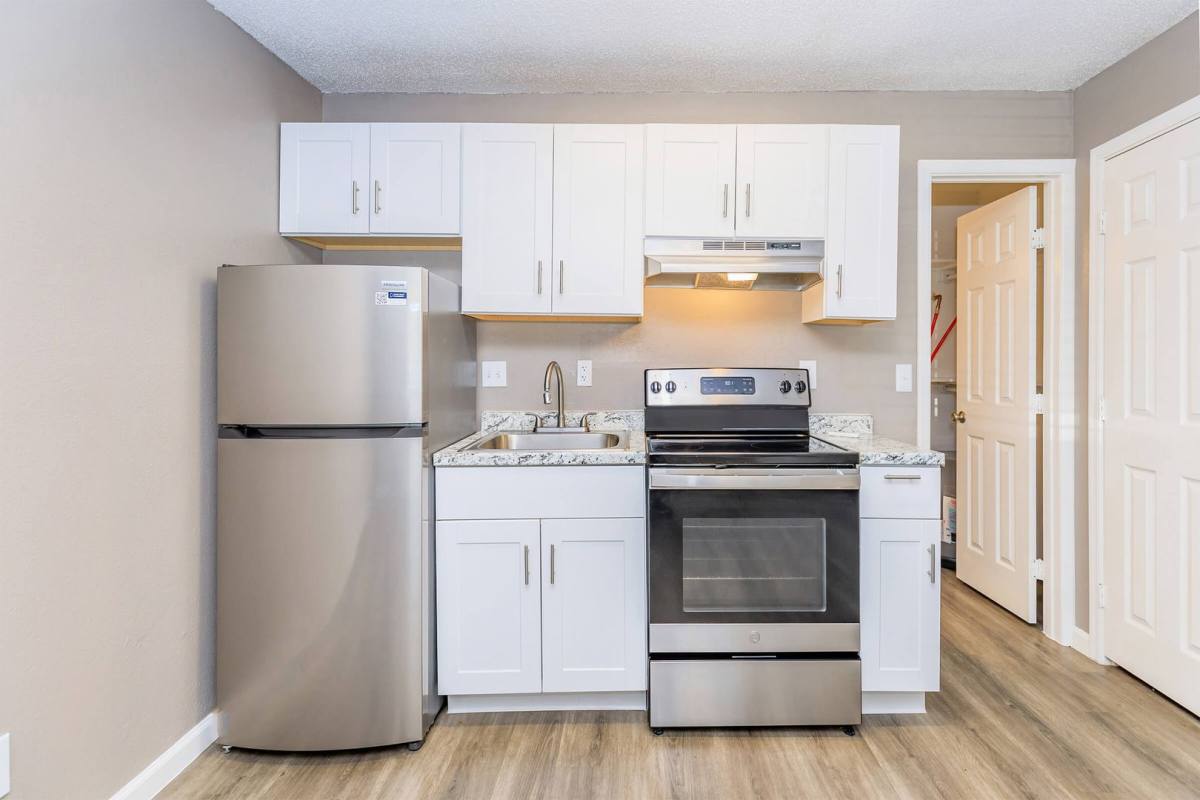 Apartment for rent at 4250 E 29th St, Tucson, AZ 85711