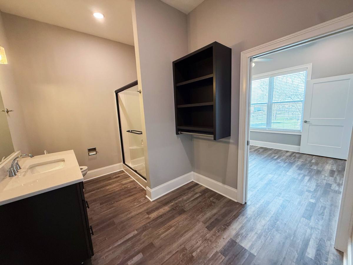 Apartment for rent at 2120 Creason St, Bowling Green, KY 42101