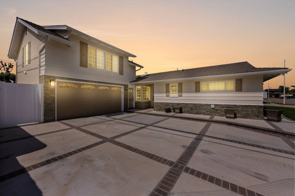 House for rent at 17637 Locust St, Fountain Valley, CA 92708