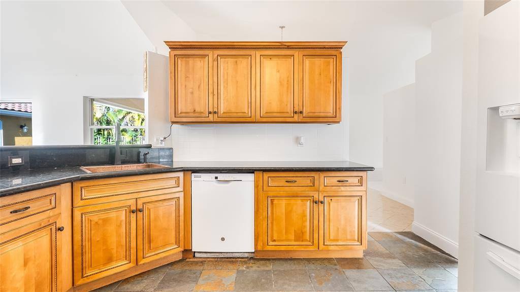 Apartment for rent at 19820 SW 7th Place, Hollywood, FL 33029
