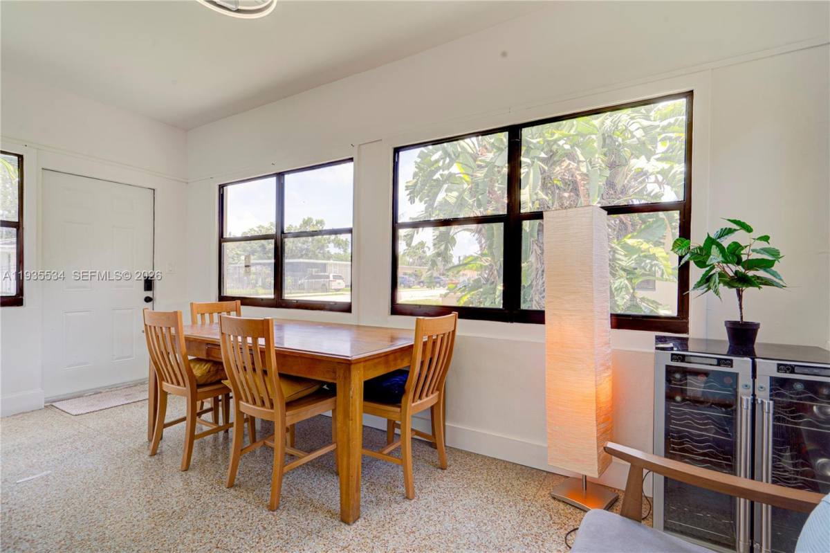 Apartment for rent at 234 NE 111th St #234-1, Miami, FL 33161