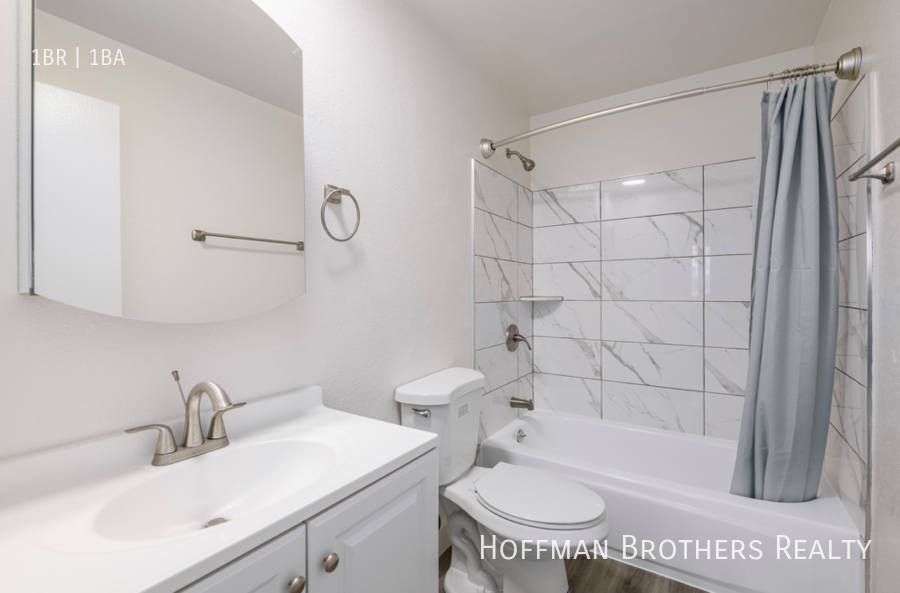 Apartment for rent at 6863 Sepulveda Blvd #13, Van Nuys, CA 91405