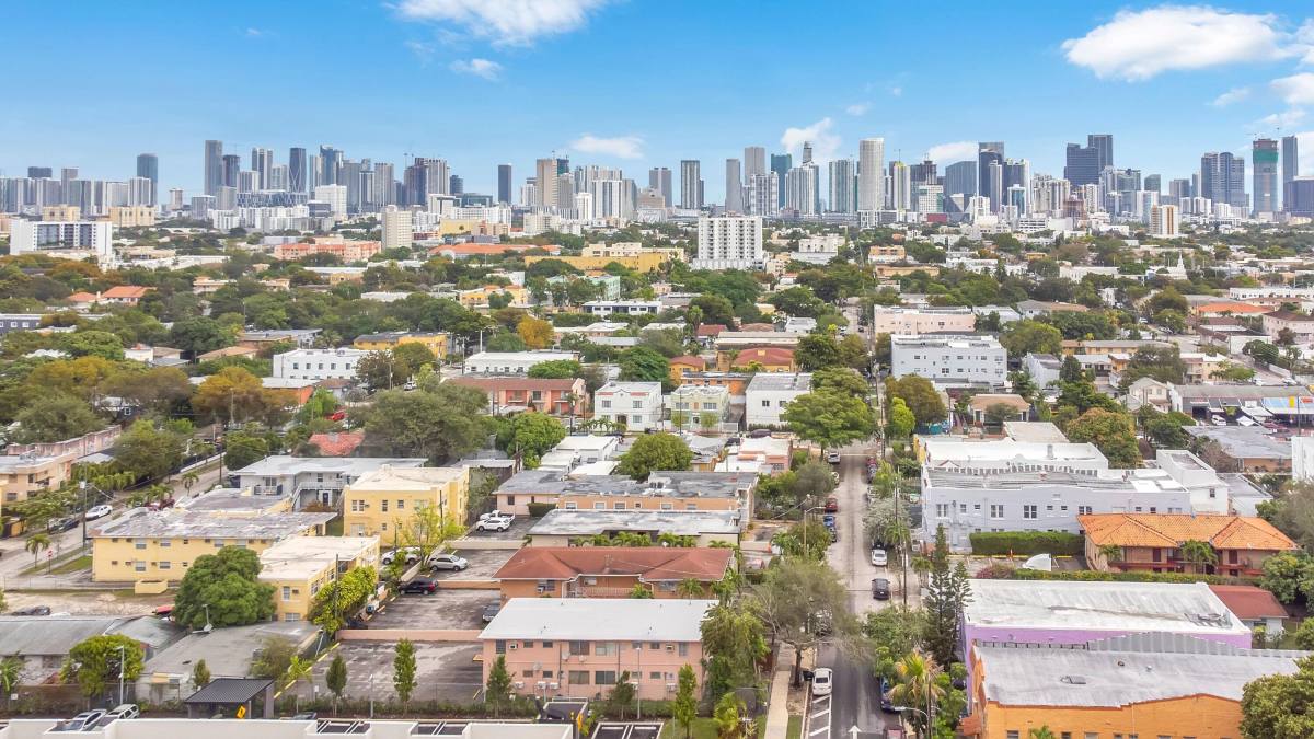 Apartment for rent at 1554 SW 5th St #155411C, Miami, FL 33135