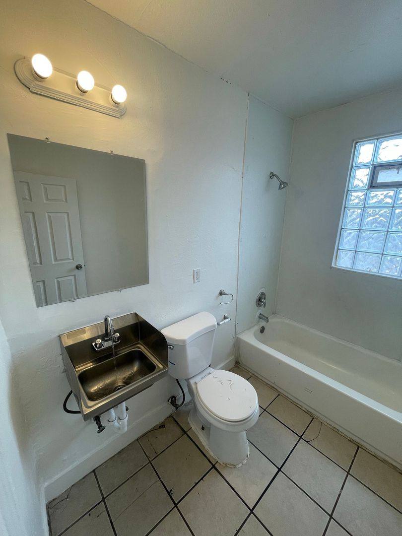 Apartment for rent at 1120-1122 W Locust St, Milwaukee, WI 53206