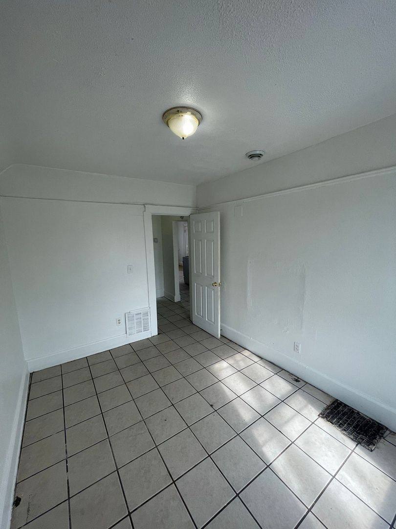 Apartment for rent at 1120-1122 W Locust St, Milwaukee, WI 53206
