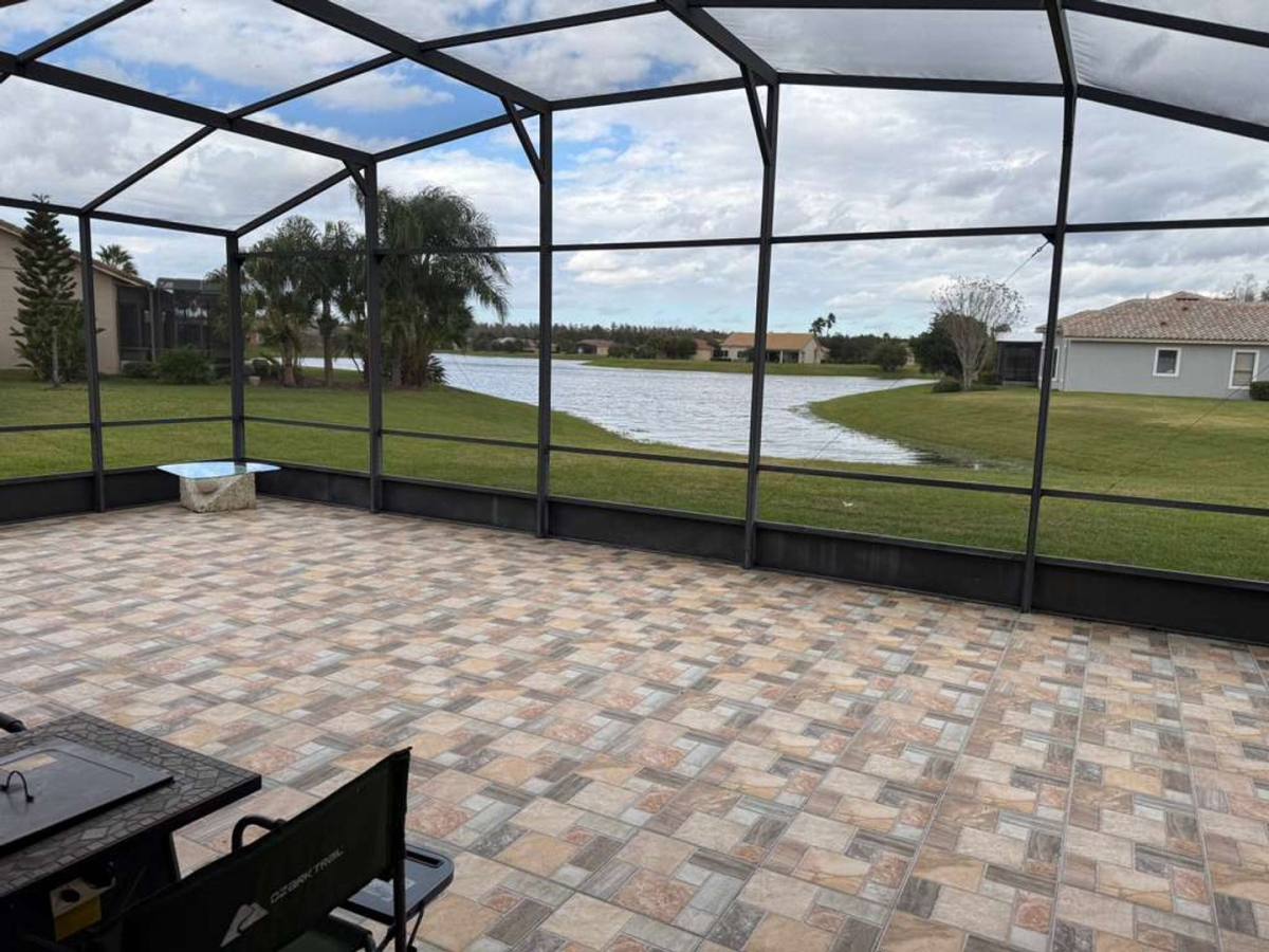 House for rent at 898 San Raphael St, Kissimmee, FL 34759