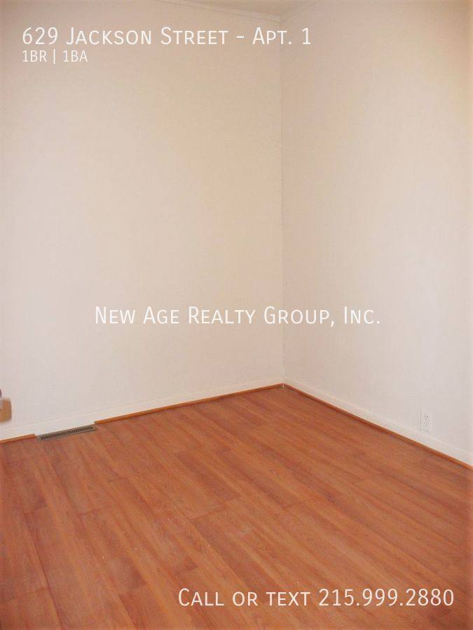 Apartment for rent at 629 Jackson St #1, Philadelphia, PA 19148