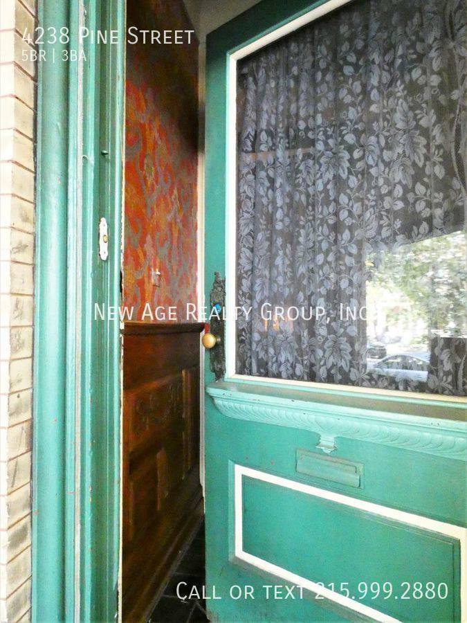 Townhouse for rent at 4238 Pine St, Philadelphia, PA 19104