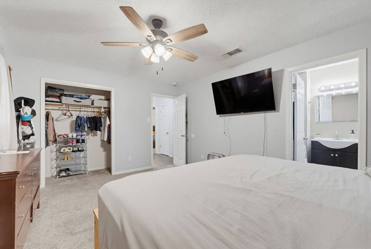 House for rent at 902 Lynn Lane, Copperas Cove, TX 76522