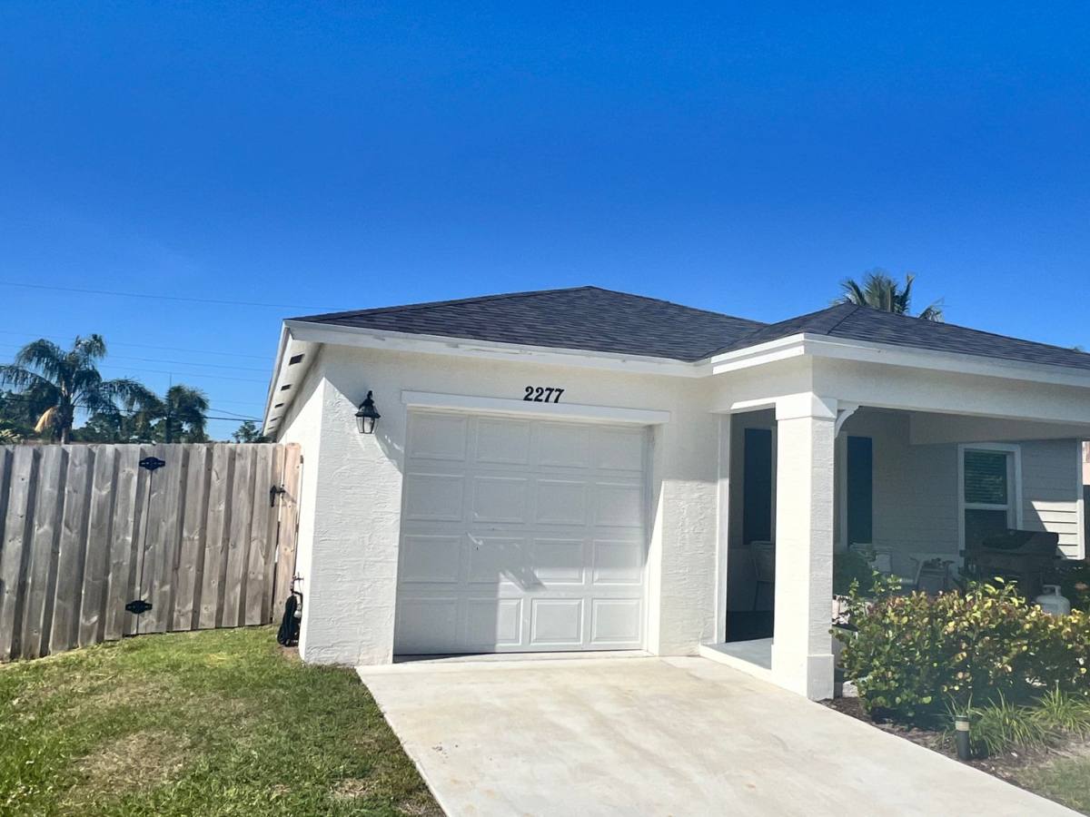 House for rent at 2277 SE Monroe St, Stuart, FL 34997