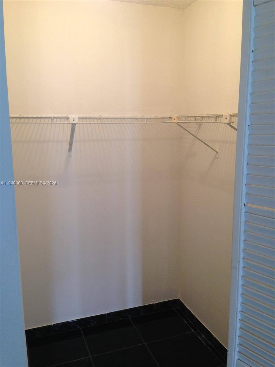 Apartment for rent at 16919 N Bay Rd #514, North Miami Beach, FL 33160
