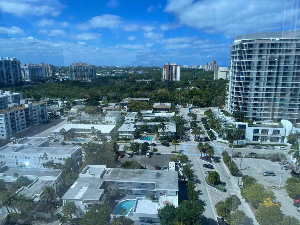 Condo for rent at 3003 Terramar St, Fort Lauderdale, FL 33304