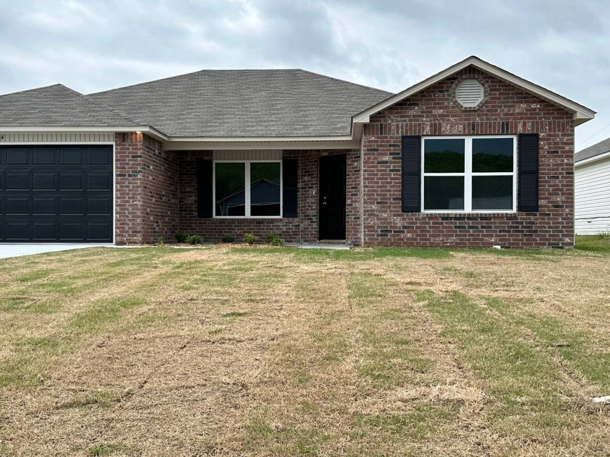 House for rent at 4 Curly Leaf, Conway, AR 72032