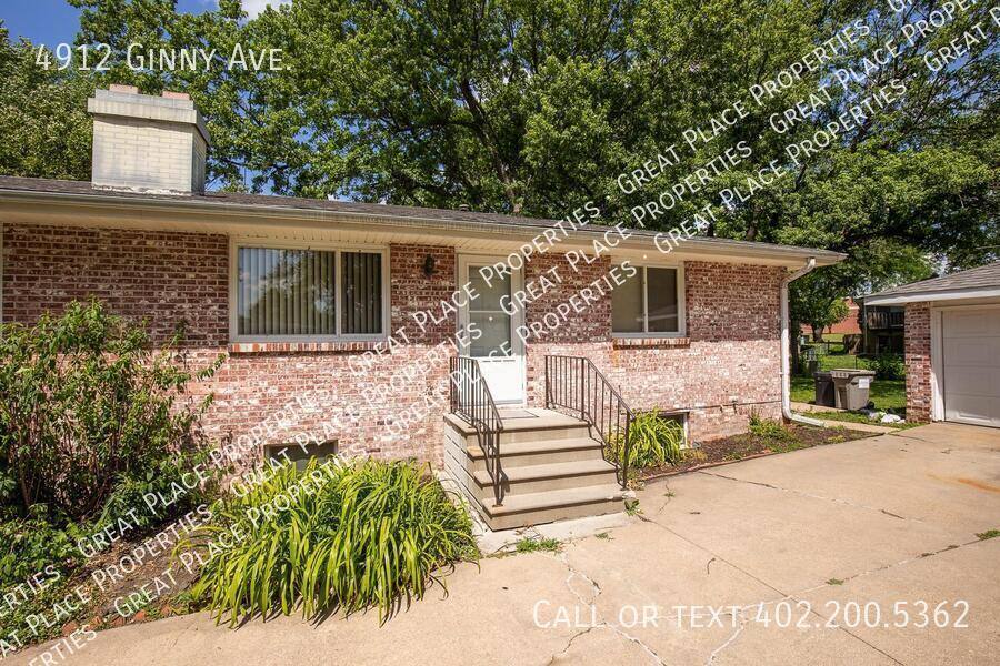 Apartment for rent at 4912 Ginny Ave, Lincoln, NE 68516