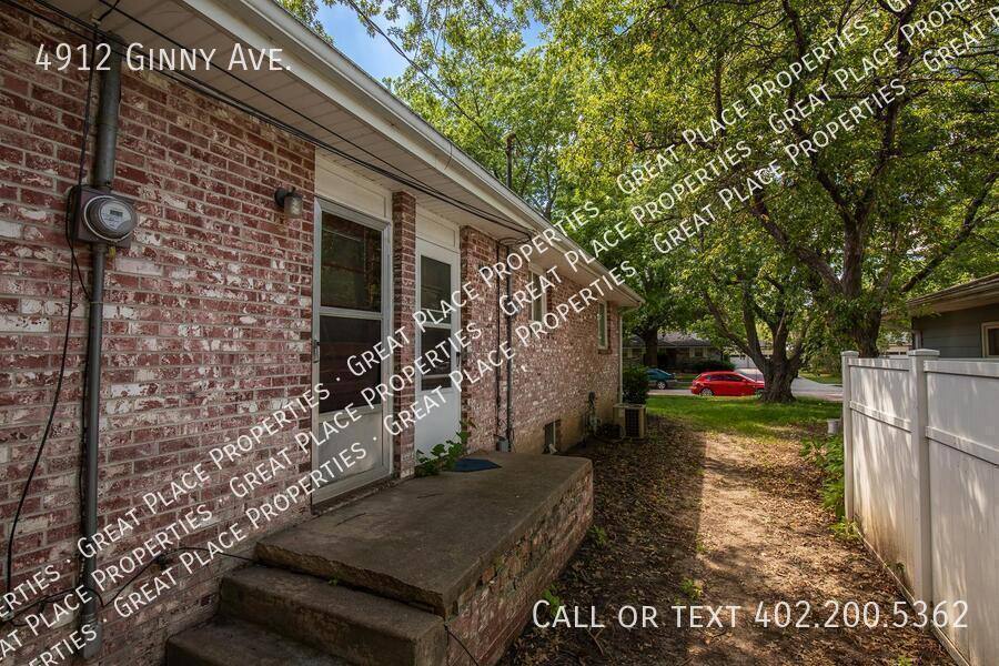 Apartment for rent at 4912 Ginny Ave, Lincoln, NE 68516