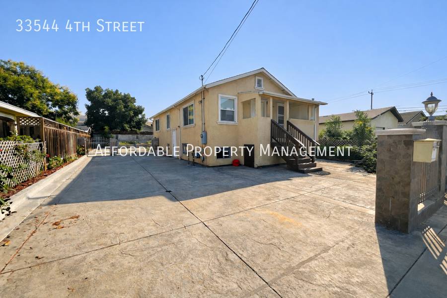 House for rent at 33544 4th St, Union City, CA 94587
