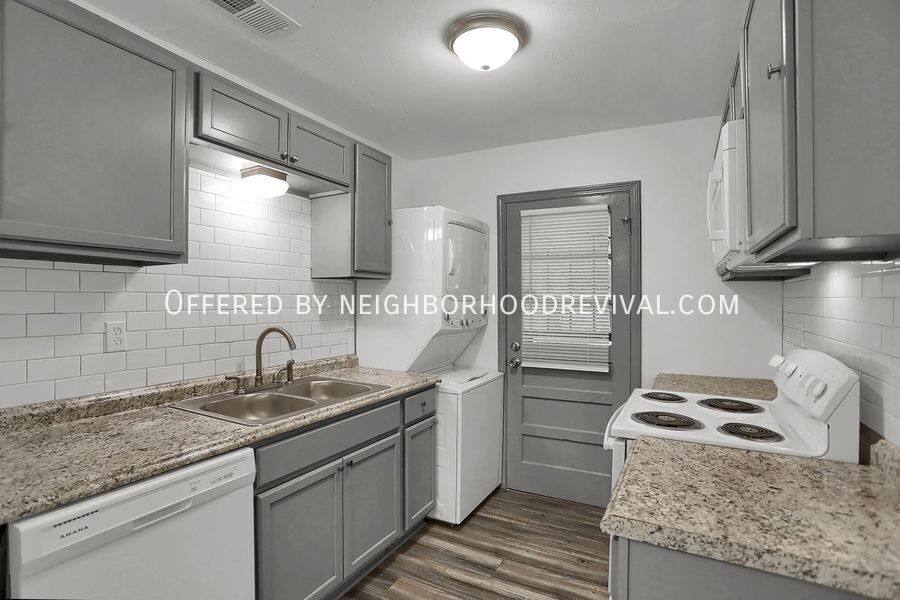 Apartment for rent at 3554 Vanuys Rd, Memphis, TN 38111