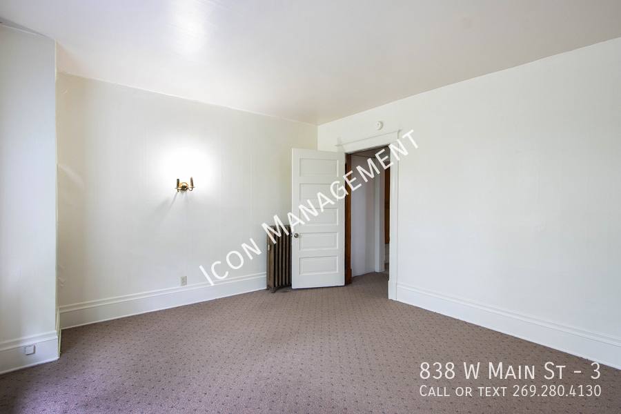 Apartment for rent at 838 W Main St #3, Kalamazoo, MI 49006