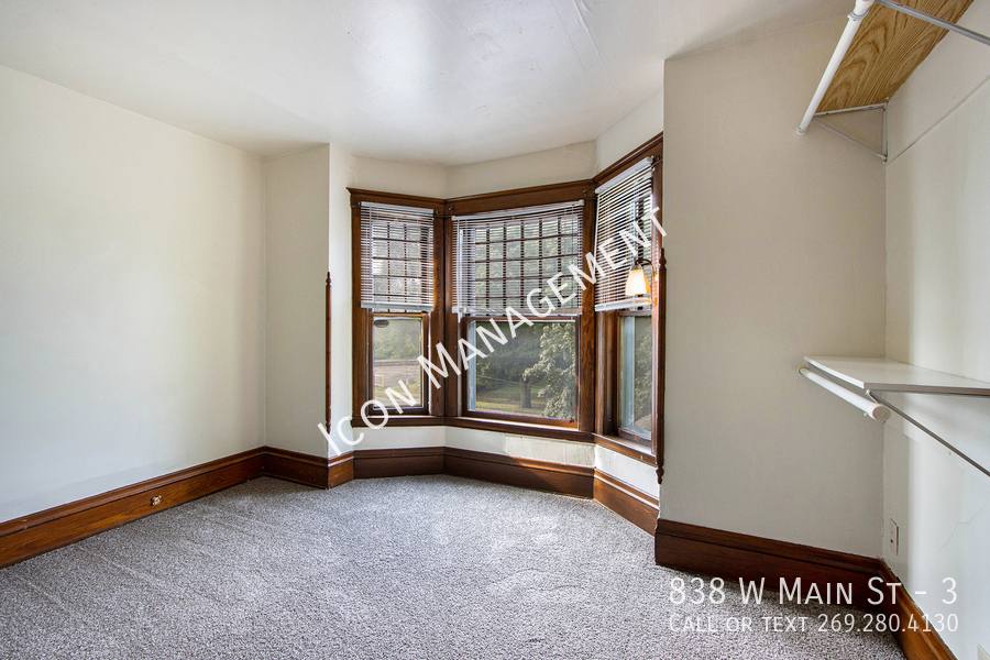 Apartment for rent at 838 W Main St #3, Kalamazoo, MI 49006
