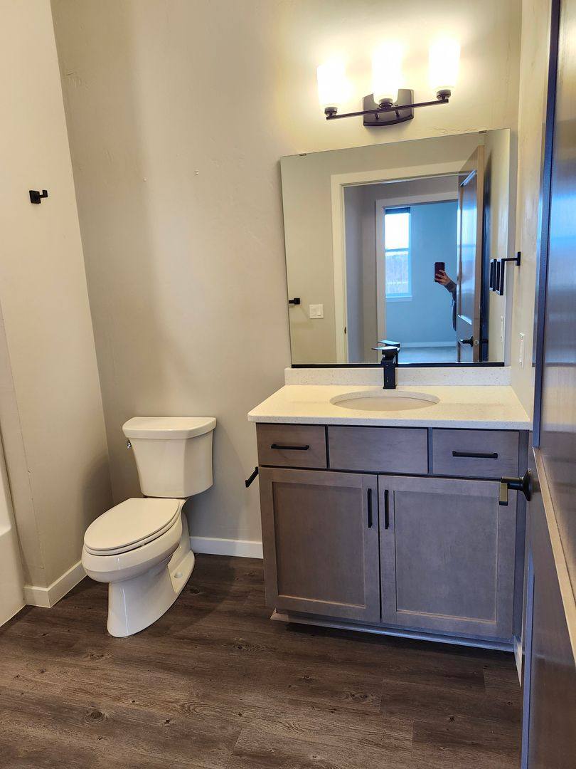 Apartment for rent at 460 Ahnaip St, Menasha, WI 54952