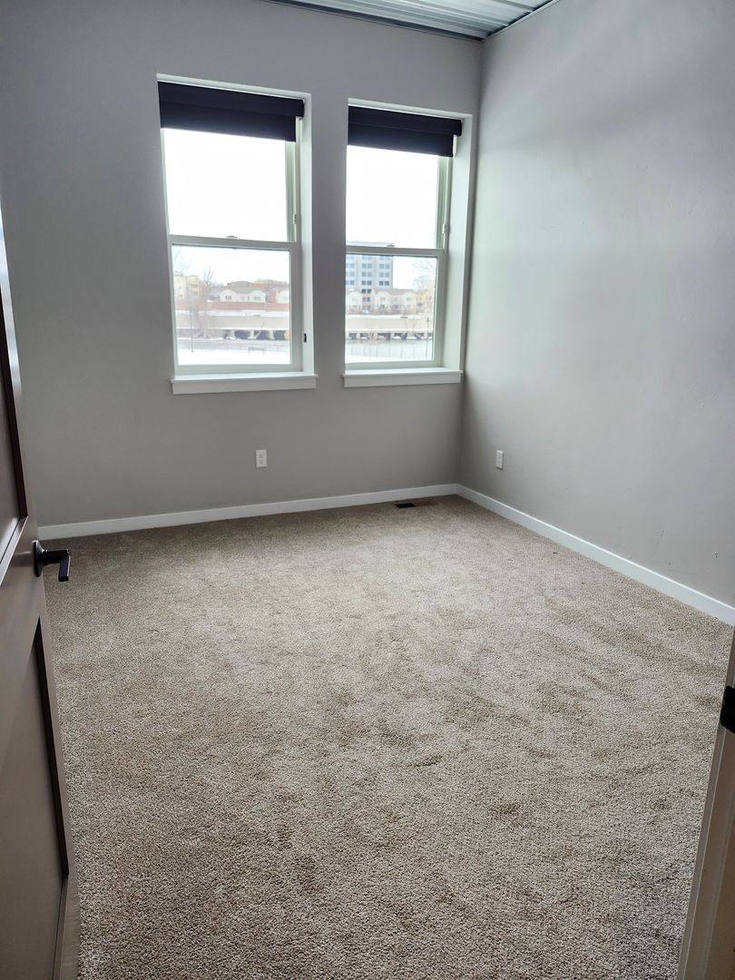 Apartment for rent at 460 Ahnaip St, Menasha, WI 54952