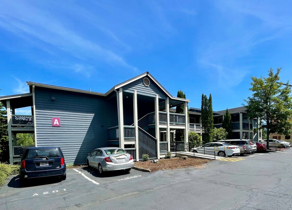 Apartment for rent at 3131 Ferry Ave, Bellingham, WA 98225