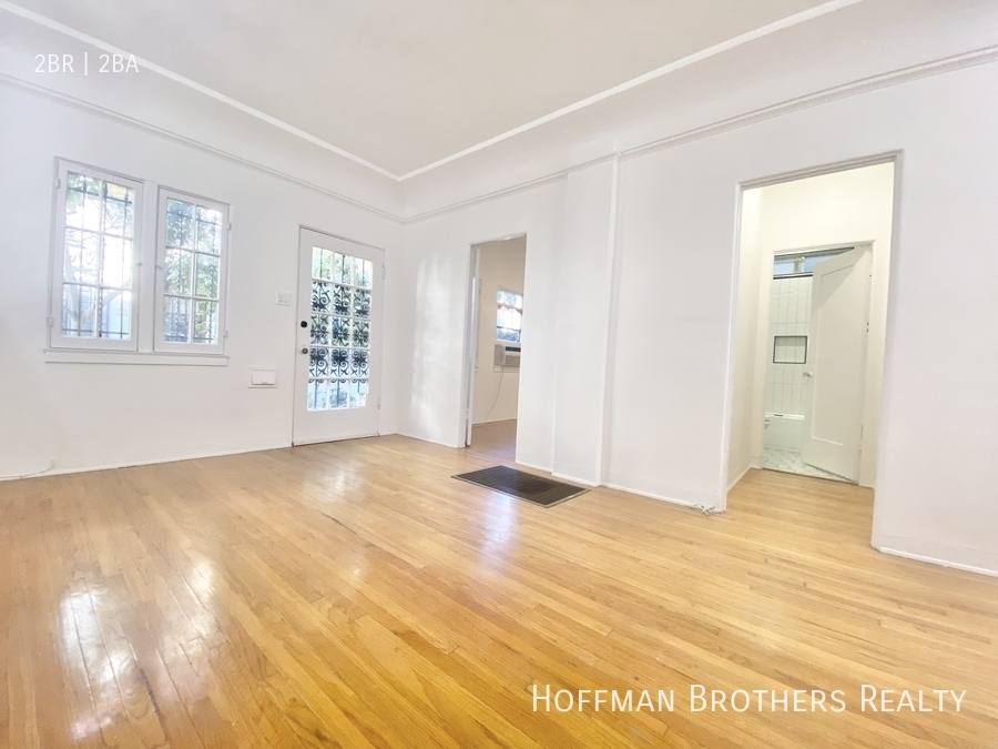 Apartment for rent at 649 N Spaulding Ave #1 4, Los Angeles, CA 90036