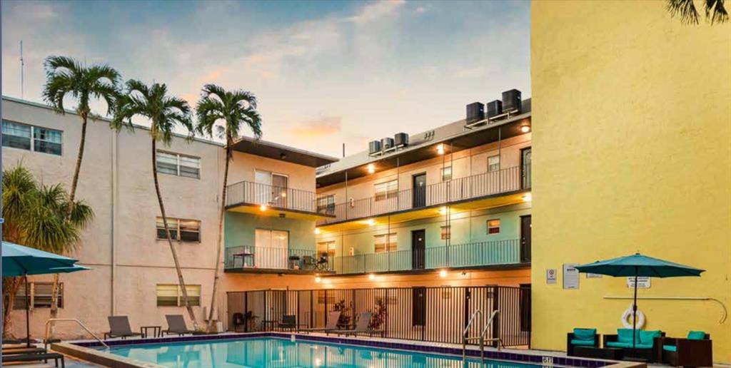 Apartment for rent at 5525 SW 41st St #301, Hollywood, FL 33023
