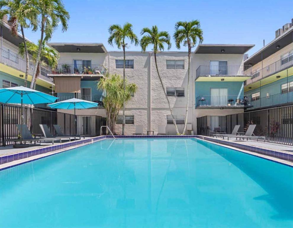 Apartment for rent at 5525 SW 41st St #301, Hollywood, FL 33023