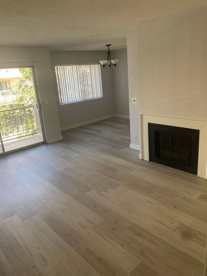 Apartment for rent at 1403 Swestgate Ave, Los Angeles, CA 90025