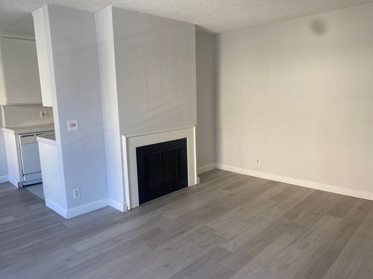 Apartment for rent at 1403 Swestgate Ave, Los Angeles, CA 90025