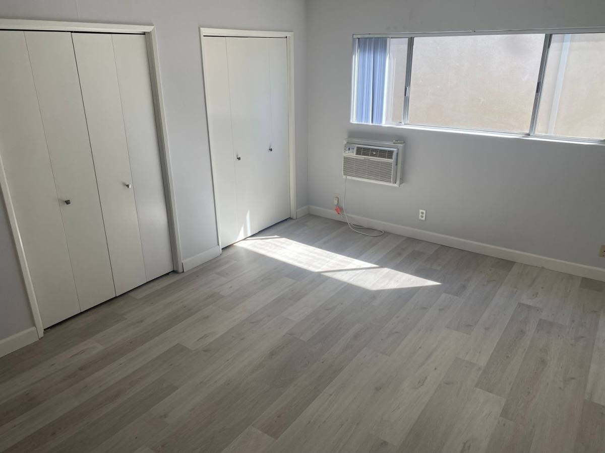Apartment for rent at 1403 Swestgate Ave, Los Angeles, CA 90025