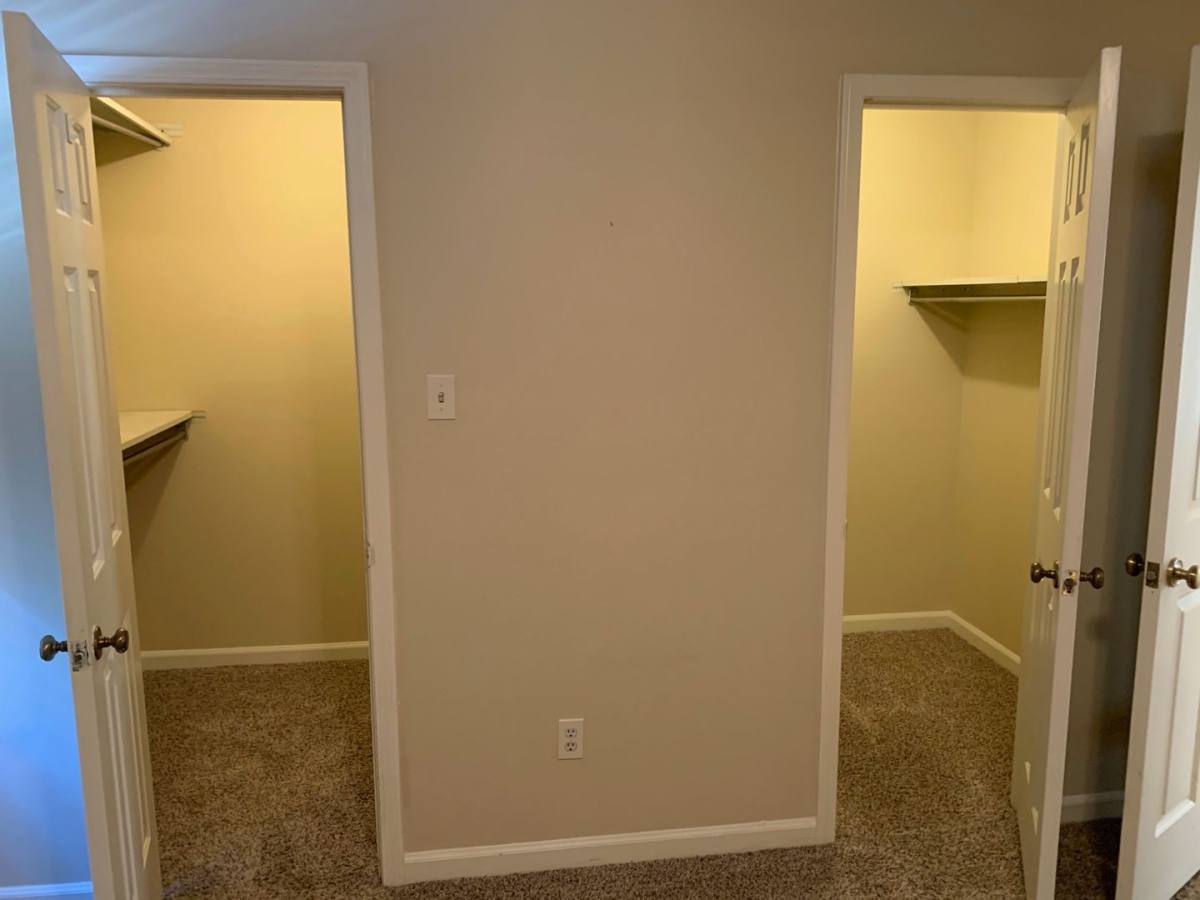 Townhouse for rent at 1969 Vienna Way, Germantown, TN 38138