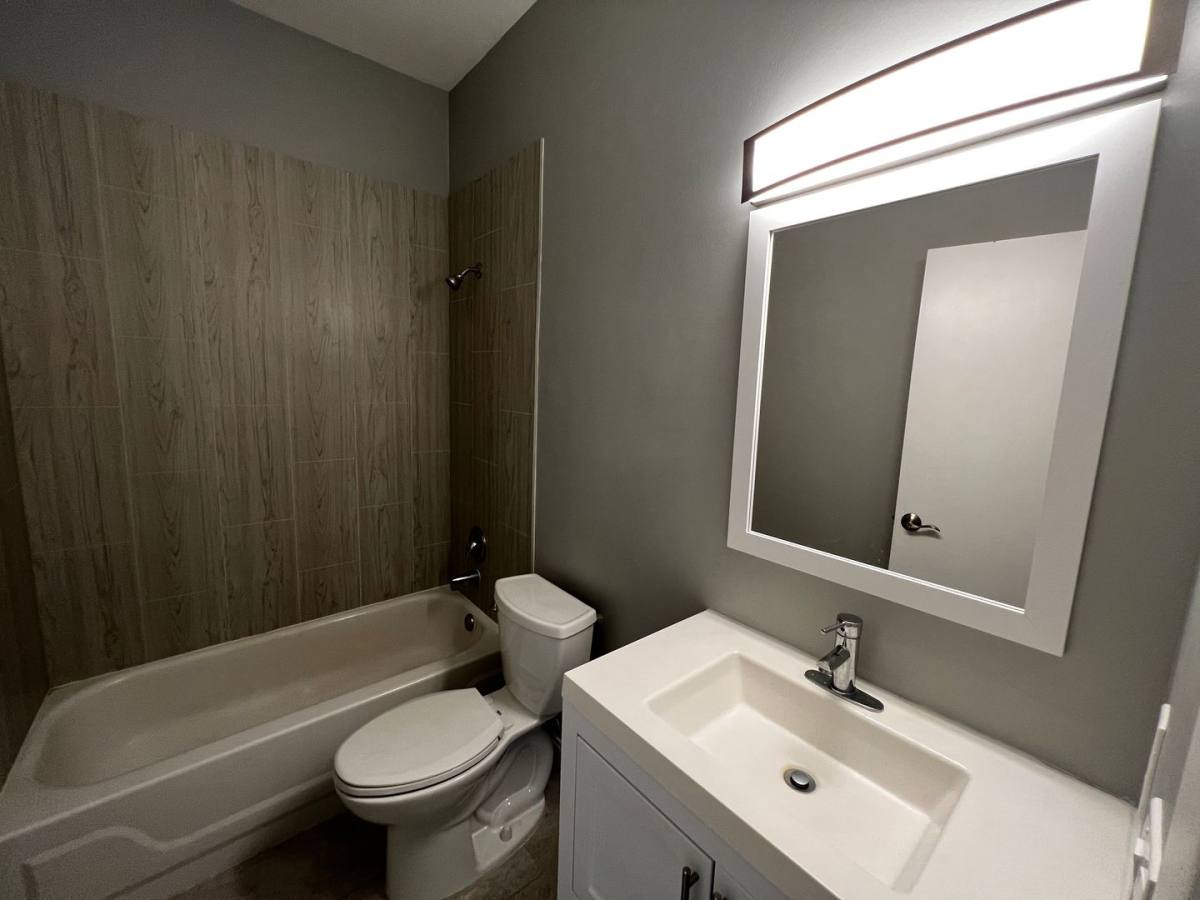 Apartment for rent at 629 Clara Ave, Saint Louis, MO 63112