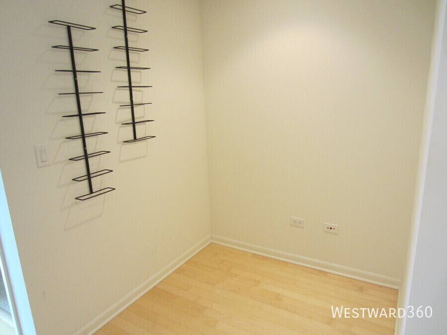 Condo for rent at 225 S Sangamon #605, Chicago, IL 60607