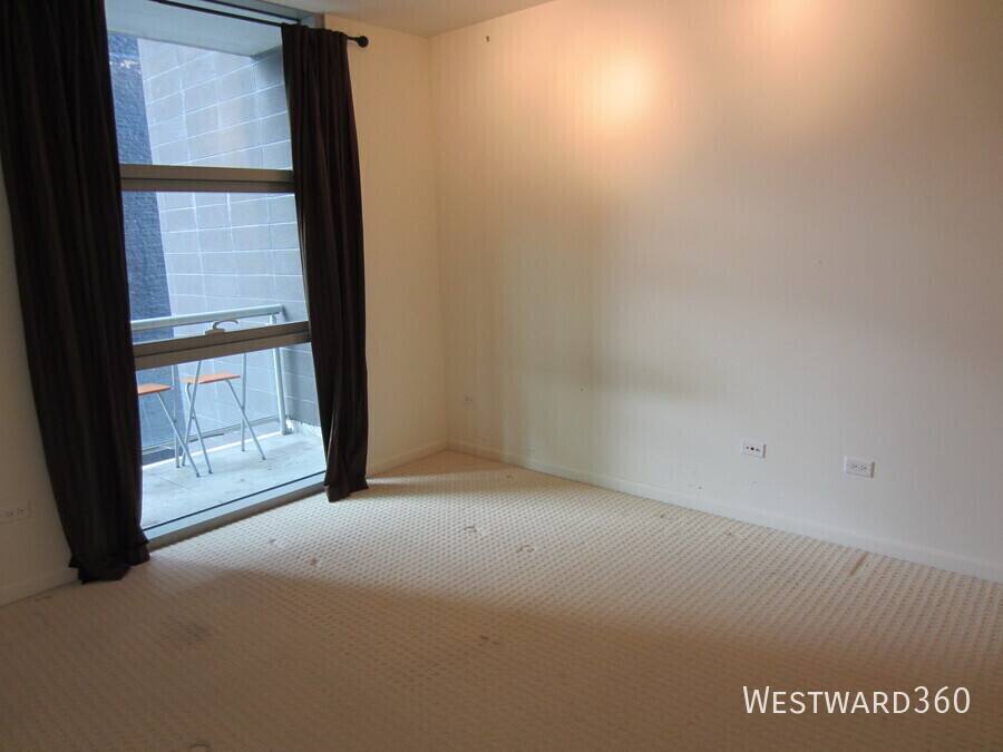 Condo for rent at 225 S Sangamon #605, Chicago, IL 60607